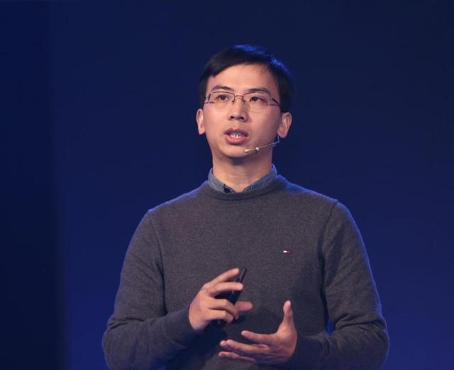 昔日放牛娃弃百万年薪创侠义白酒品牌,三个月估值过亿,吴京推荐