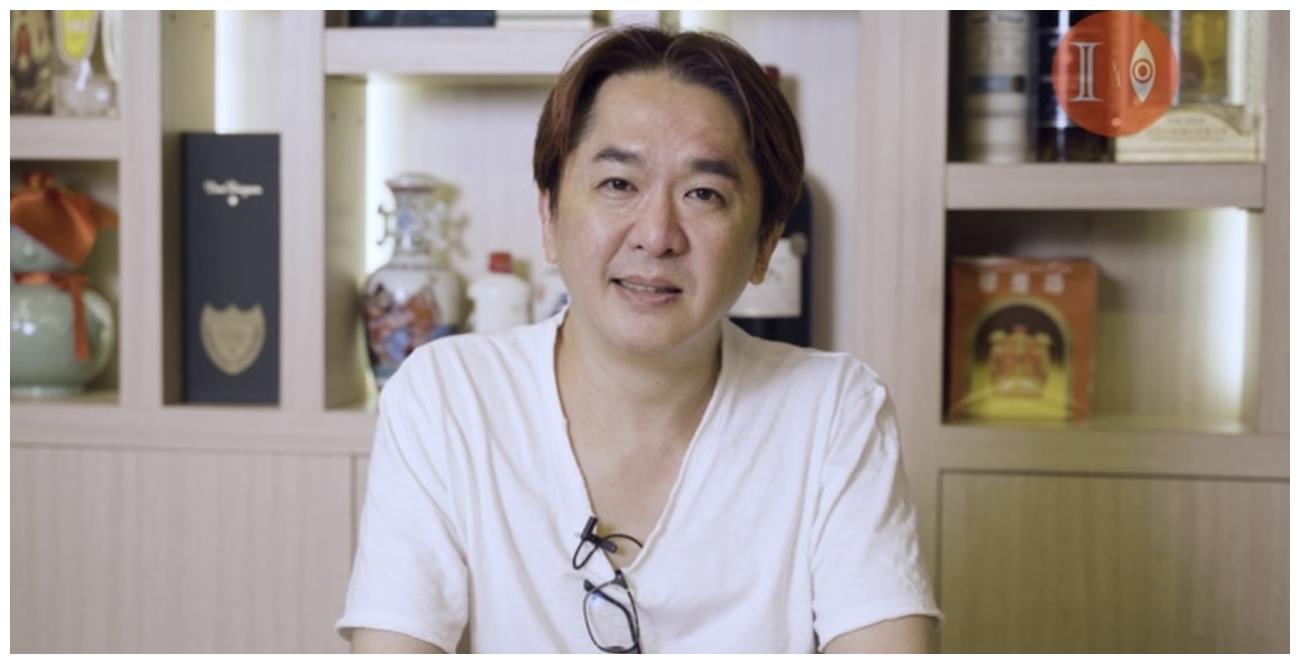 邓兆尊照顾新欢起居,大方养育对方子女,坚持不生育享受继父生活