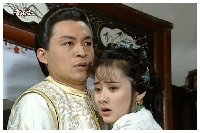 梅花烙:白吟霜的悲剧,是母亲的重男轻女,还是公主欺人太甚?