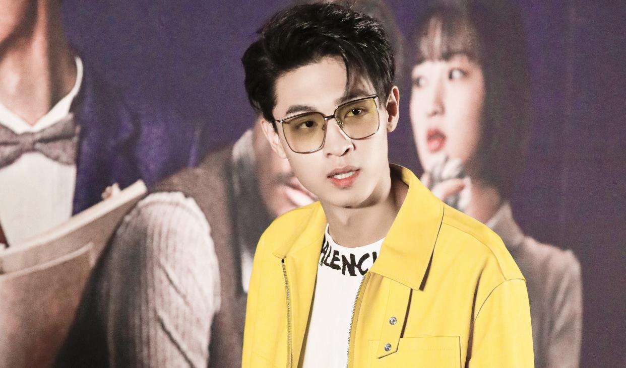 德云社秦霄贤新电影首映搭档何九华惊喜现身谈观后感像说相声