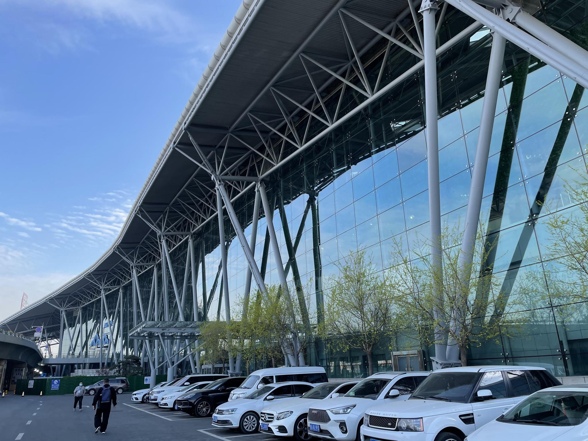 我为群众办实事 矢志服务为旅客|主楼|旅客|济南机场_新浪新闻