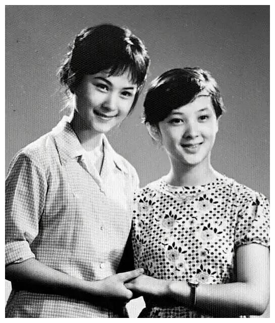 57岁朱碧云巅峰时嫁给留洋博士如今两个儿子都是哈佛高材生