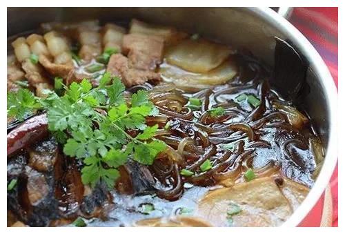 东北四大硬菜被吐槽是剩菜东北人不服气你们敢不敢尝尝