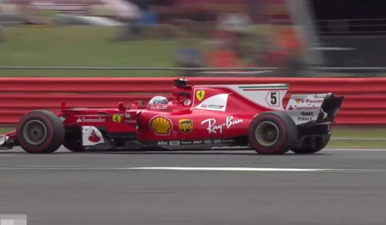 法拉利车对的红色经典，F1标志性车队之一，出色的车队