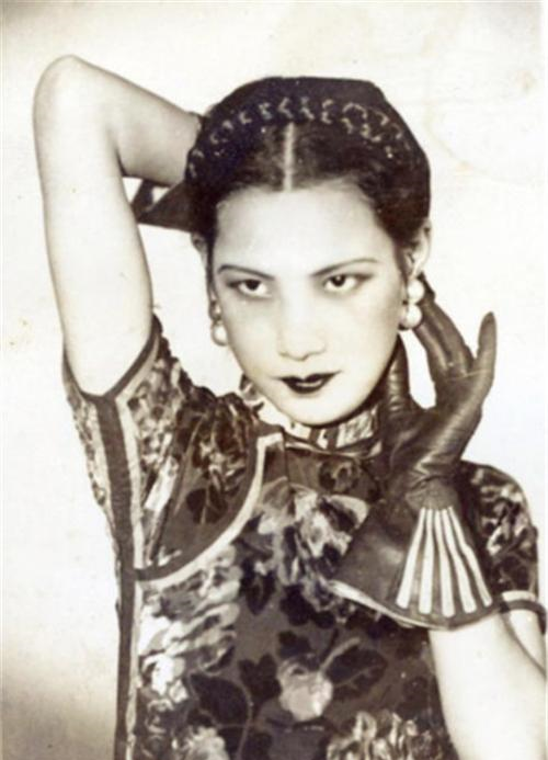 他与女友未婚同居,只因回家后闻了一下空气,他便在当晚上吊自尽