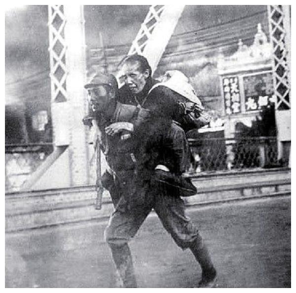 一张从日本教材中发现的图片,招来了中国人的大骂:恬不知耻!休闲区蓝鸢梦想 - Www.slyday.coM 一张从日本教材中发现的图片,招来了中国人的大骂:恬不知耻!休闲区蓝鸢梦想 - Www.slyday.coM