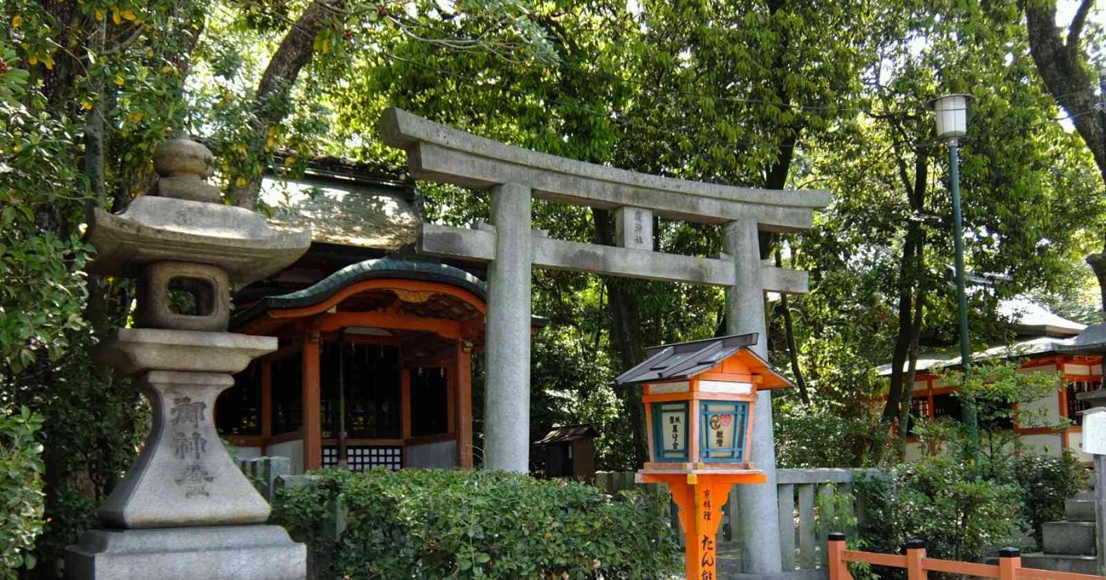 祇园:日本古典歌舞艺术展示场