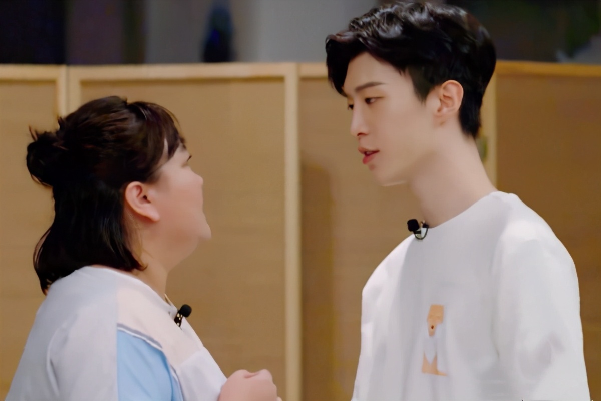 只靠颜值?曝蔡徐坤angelababy合作《朱颜》,演技堪忧_高清图集_新浪网