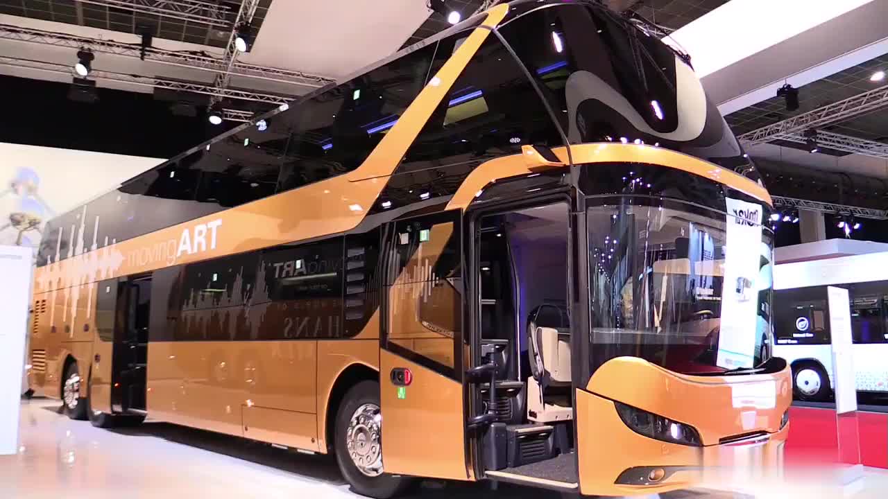 2020款 尼奥普兰 skyliner 双层豪华客车