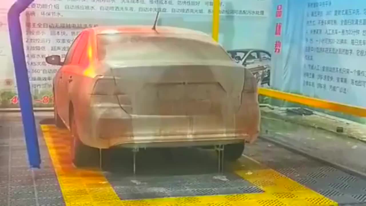 脏车换新车 新上的全自动洗车机就是牛 脏车换新车 新上的全自动洗车机就是牛