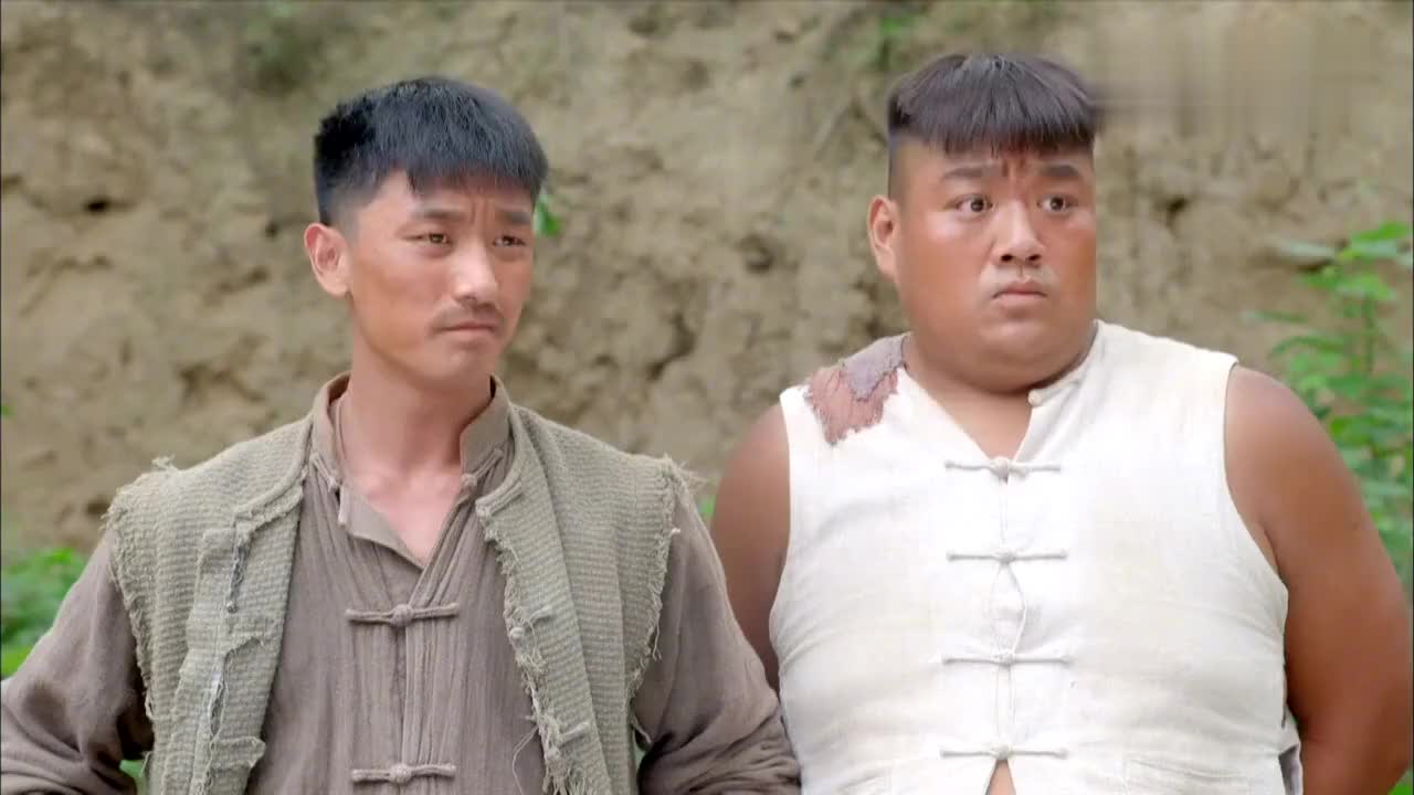 大刀记:梁永生带人回宁安寨,蒙面匪徒现身,对锁柱开枪袭击