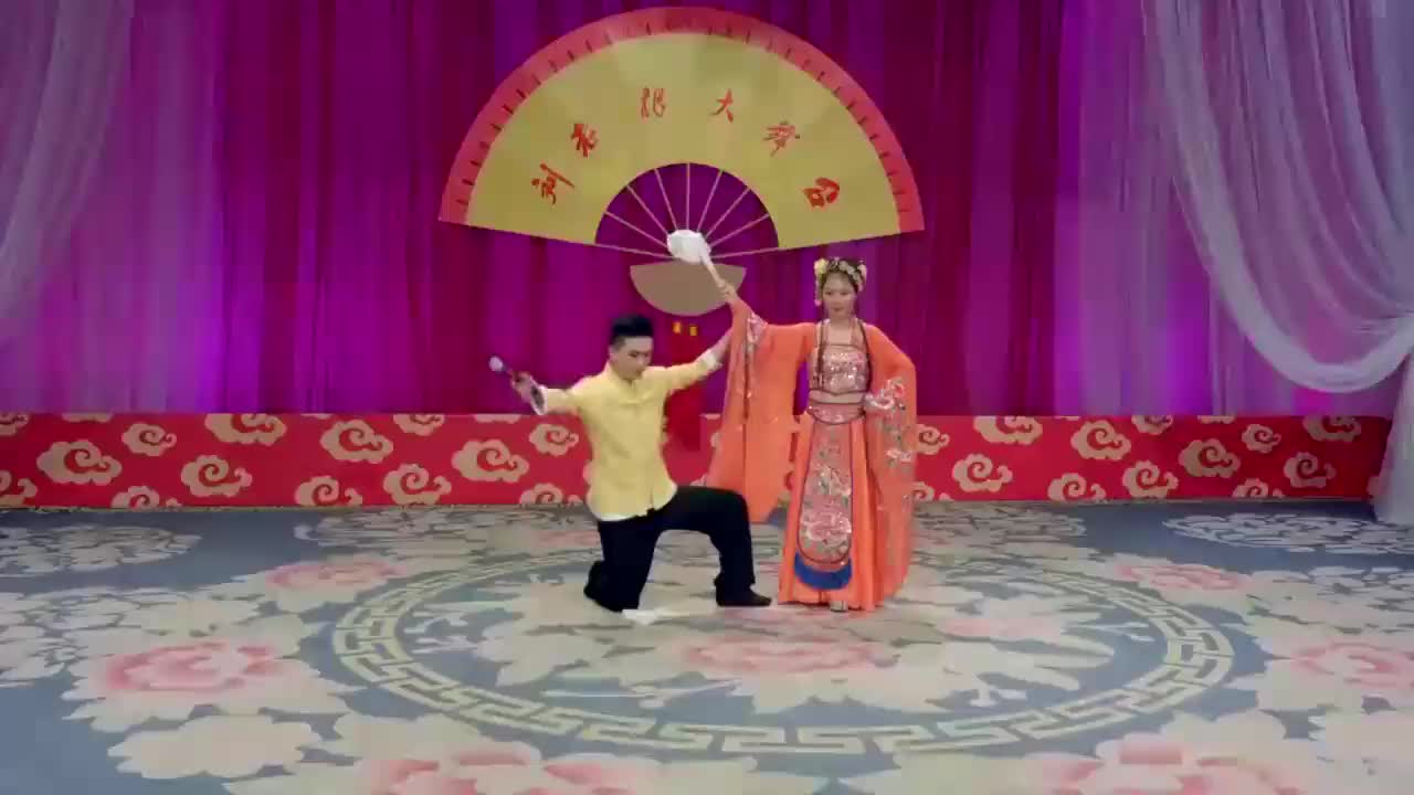 赵家班传统二人转:《包公赔情》选段!红孩,七岁红嗓音真亮