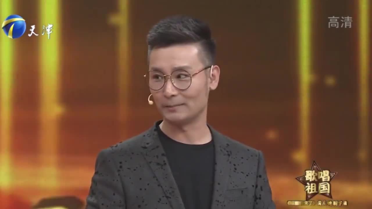 刘和刚讲述美满的家庭生活,女儿比儿子弹琴好,天赋强一些