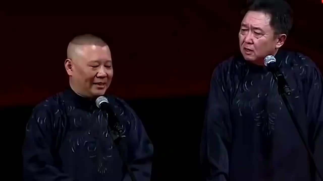 郭德纲于谦大铁棍子医院捅主任