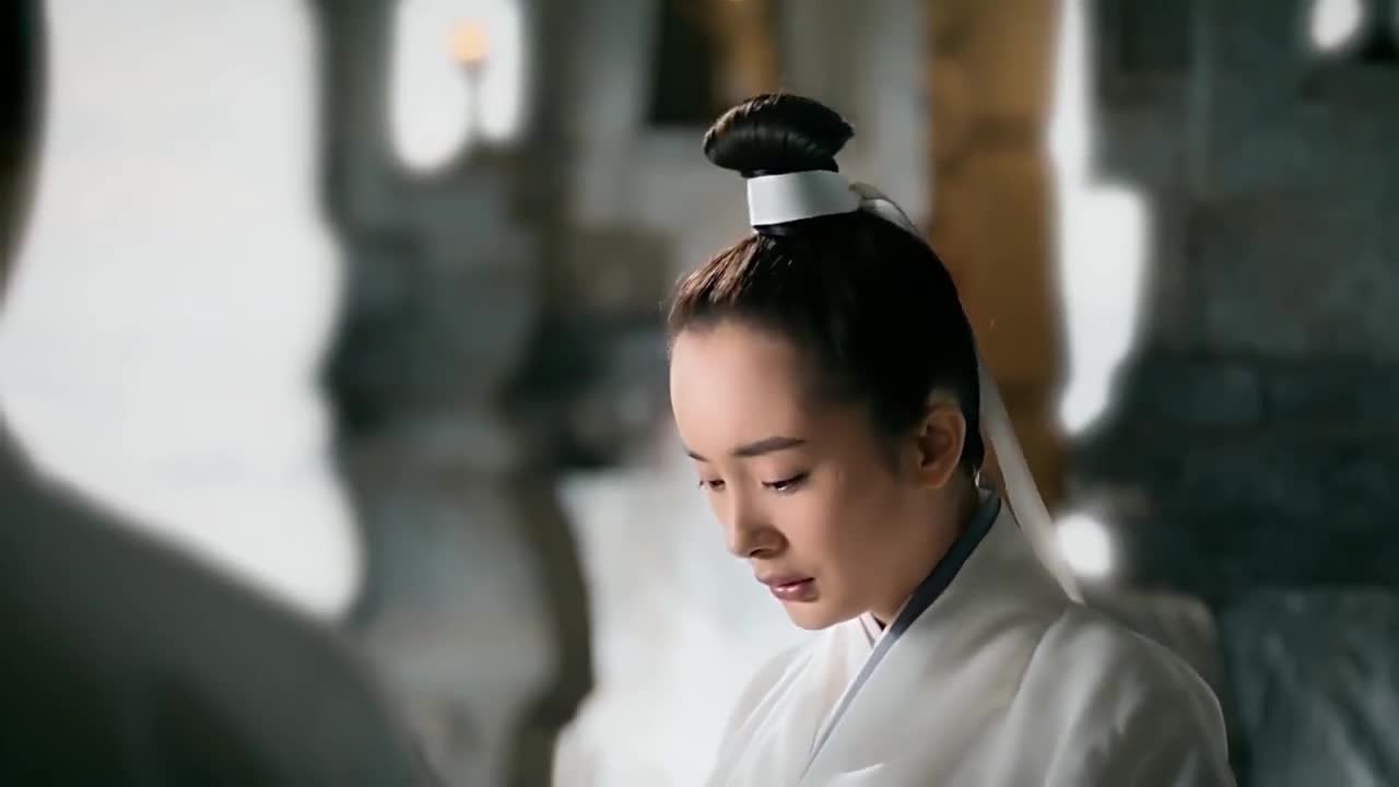 司音向四哥诉苦师父为自己遭受天劫,四哥没想到司音师父那么好!