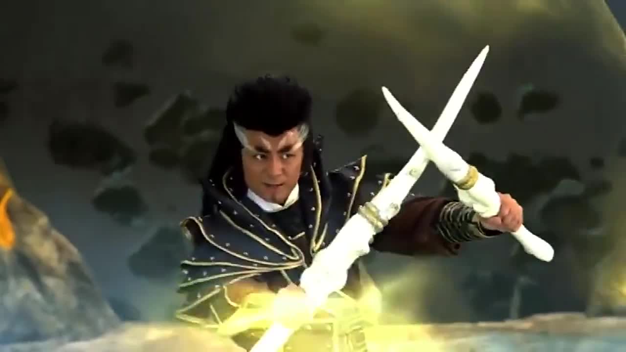 琵琶精使用诛仙剑杀了邓婵玉夫妻,邓九公报仇死于诛仙剑下