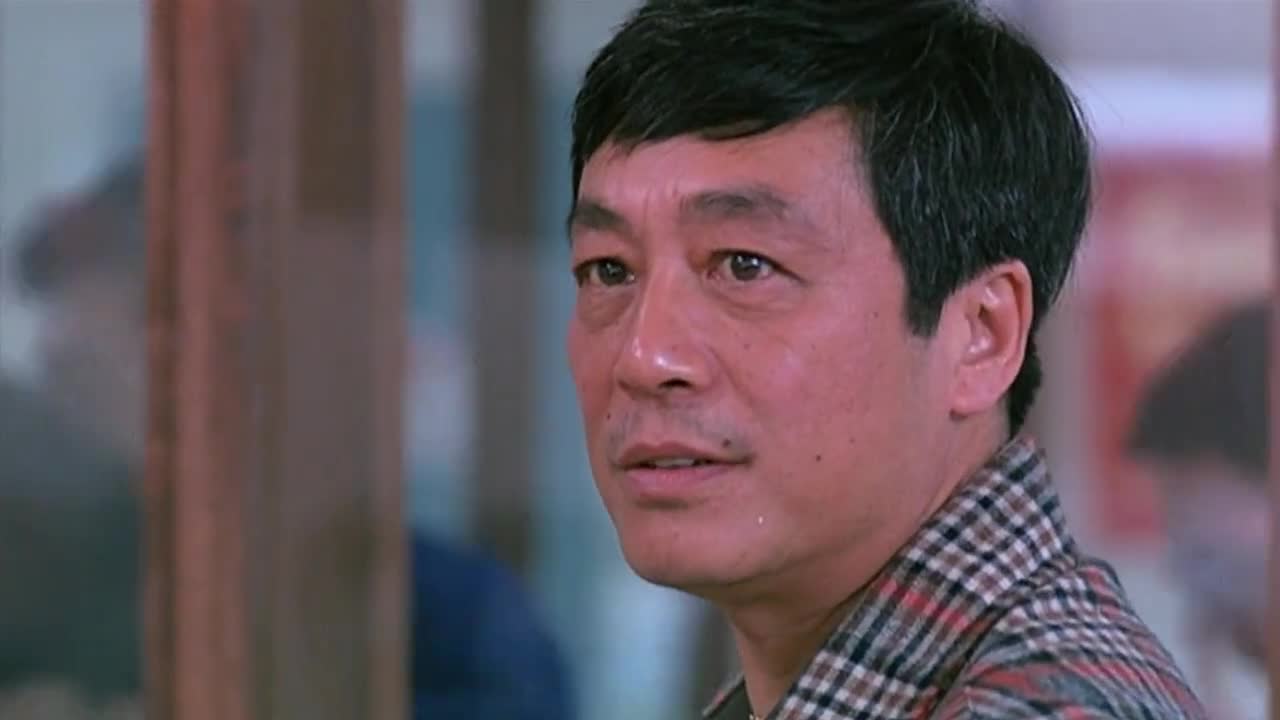 英雄本色:狄龙出狱决定洗心革面,重新生活开起了出租车