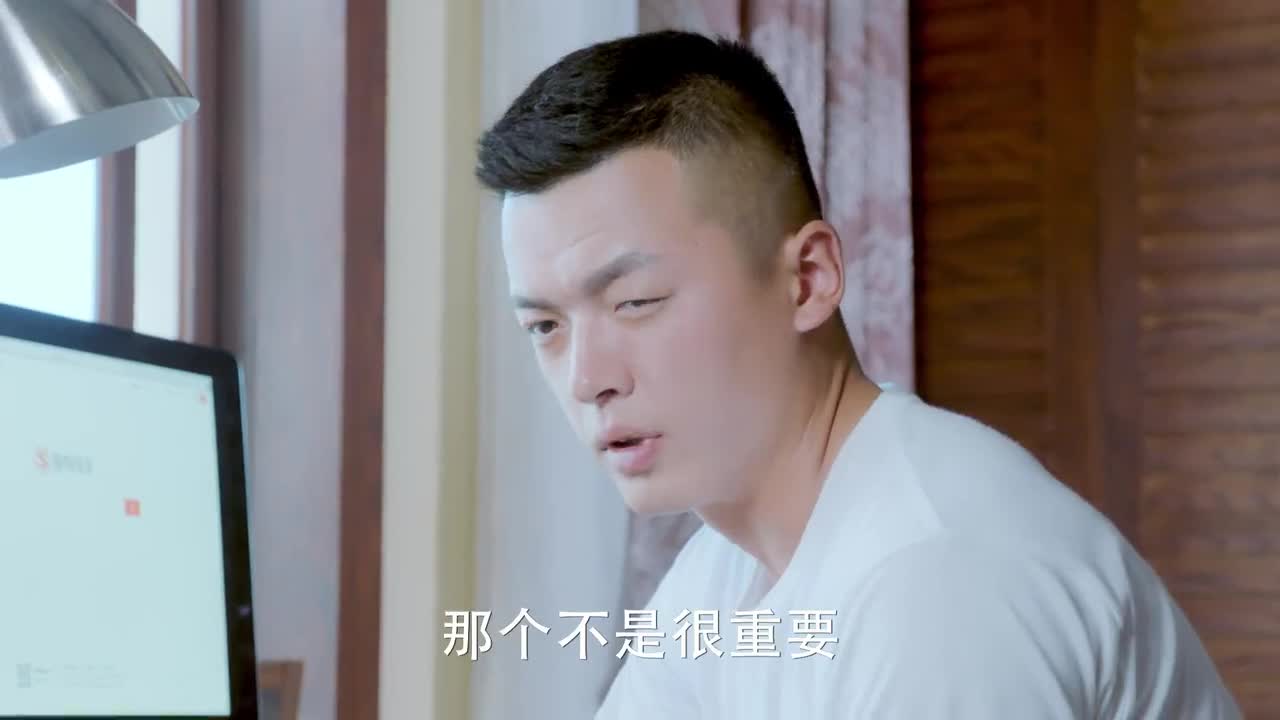 神犬小七:敖力想送安心的礼物,却被步枪叼给周茉