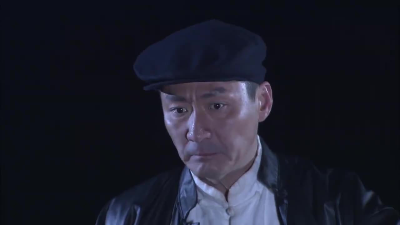 神剧专业户张子健再演超级英雄!炮仗炸铁锁,操作越来越秀!