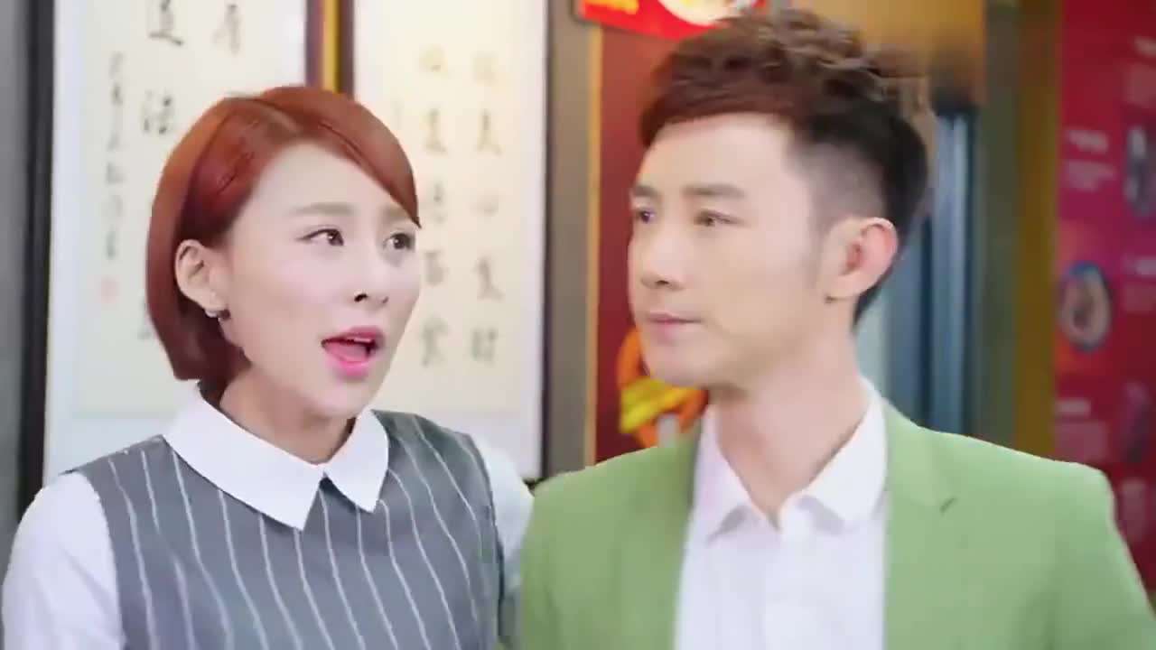 有人到店里闹事,周可可为了曲恒,竟不惜给曲恒挡酒瓶子