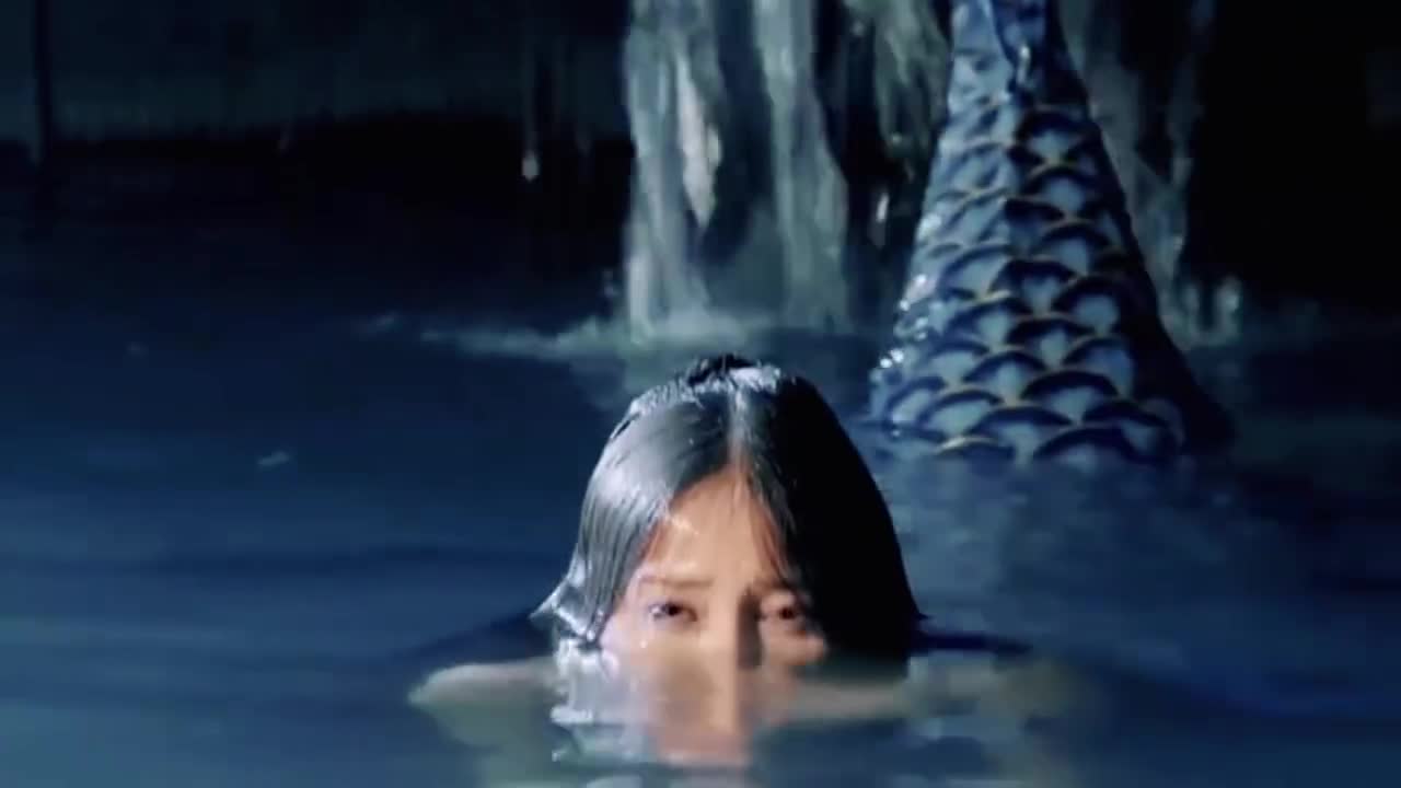 华胥引:不愧是第一美人鲛,人身鱼尾出水太美了,倾国倾城!