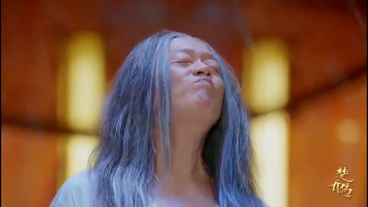 楚乔传:宇文席虐杀少女,不料楚乔背后冒出,直接一刀子