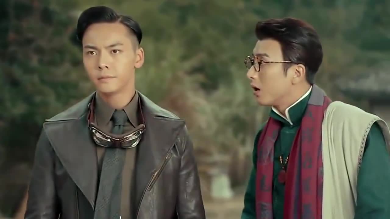 老九门:这是奇怪了,大家都逃难了,这是跟佛爷查的事有关吗