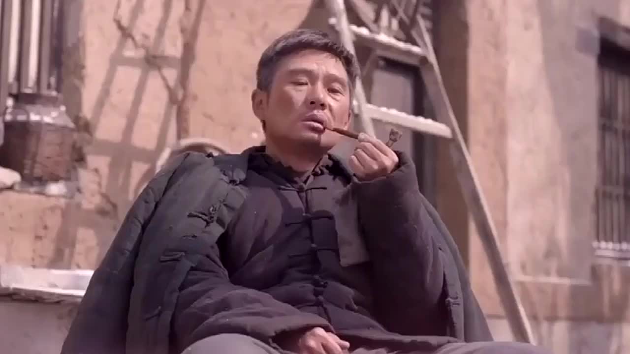 老农民:狗儿考上大学,赵有田不出钱,灯儿就把他按雪里打