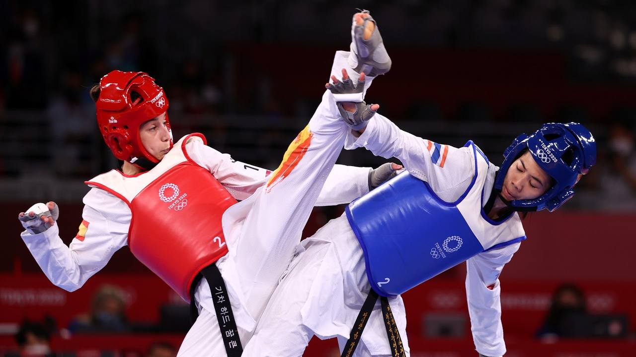 西班牙17岁跆拳道少女夺银从小看成龙电影坦言自己是功夫迷