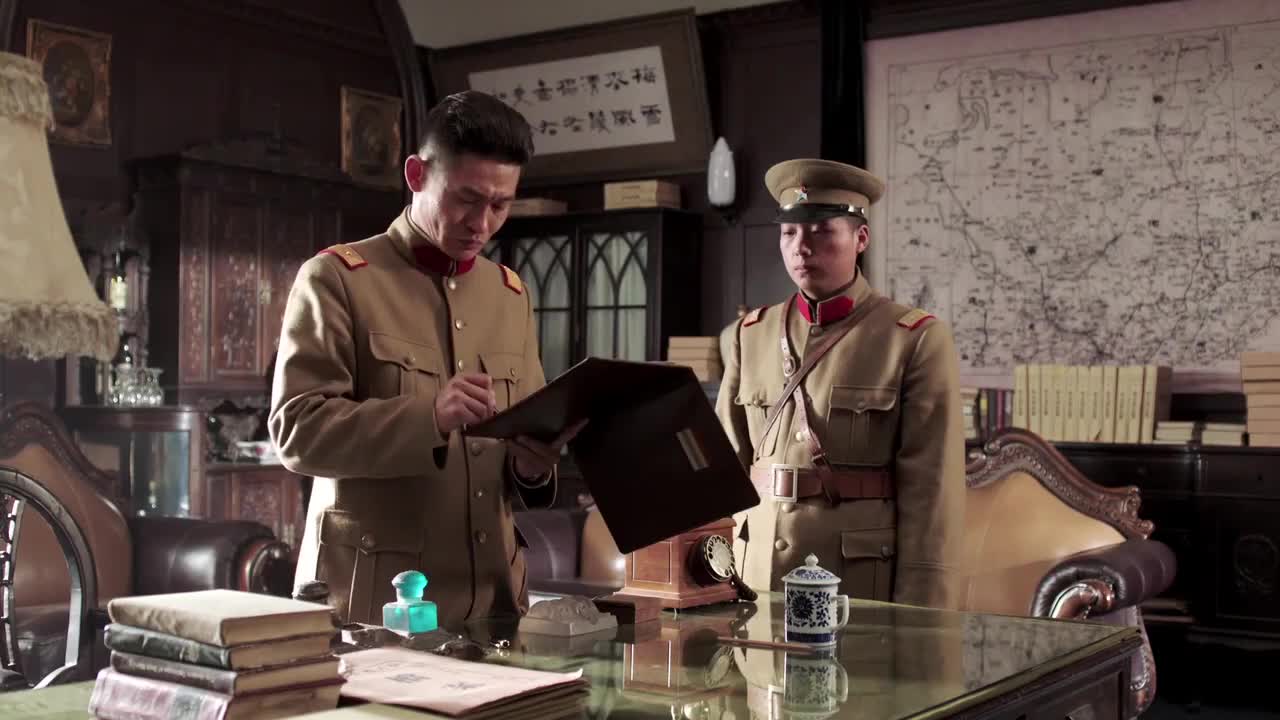 少帅:杨宇霆私信张学良作战部署,张学良看都没看,就扔了