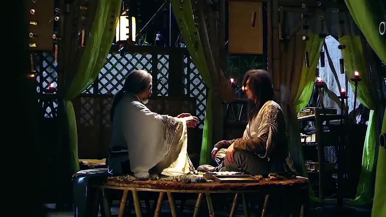 新侠客行:小乞丐得绝世高手传授武功,谁料是极阴极阳两种内力