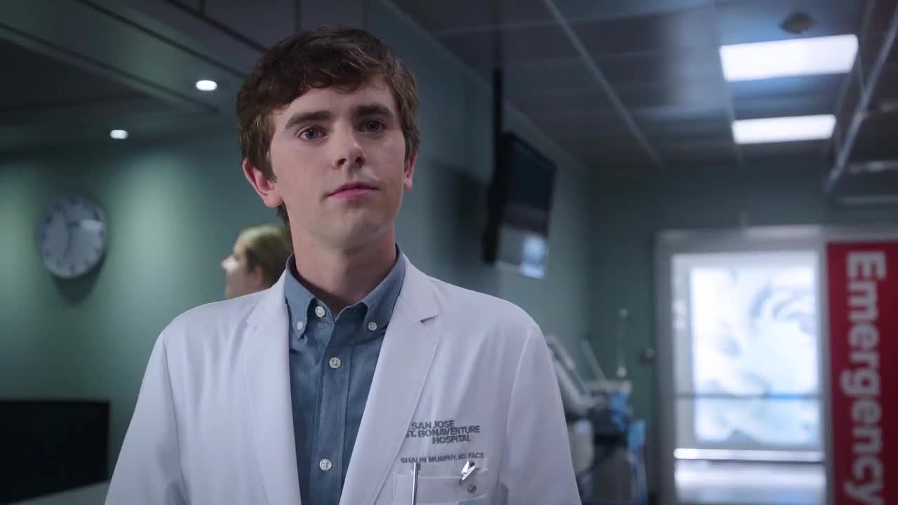 良医小伙摔断胳膊天才医生却让他拍脑ct结果真发现大问题