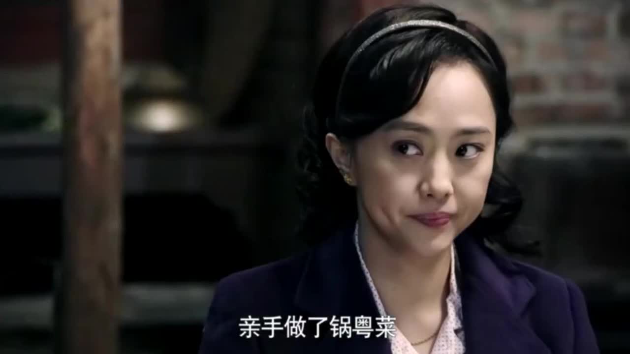 秦京茹扬言要当傻柱的女人傻柱立马就去找秦淮茹这下好看了