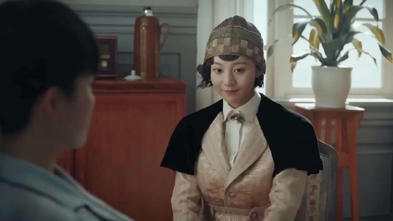 烈火军校织田显荣立刻喊来护士换被褥她趁机把金印偷走