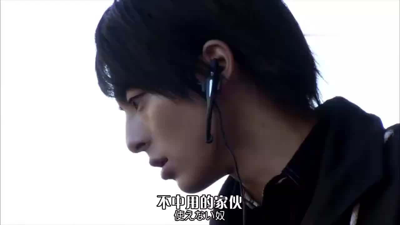 假面骑士铠武凑耀子变身假面骑士蜜桃武装形态登场