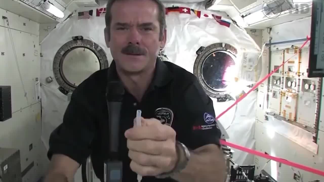 科普：宇航员在太空，是如何生存的？听听宇航员怎么说的