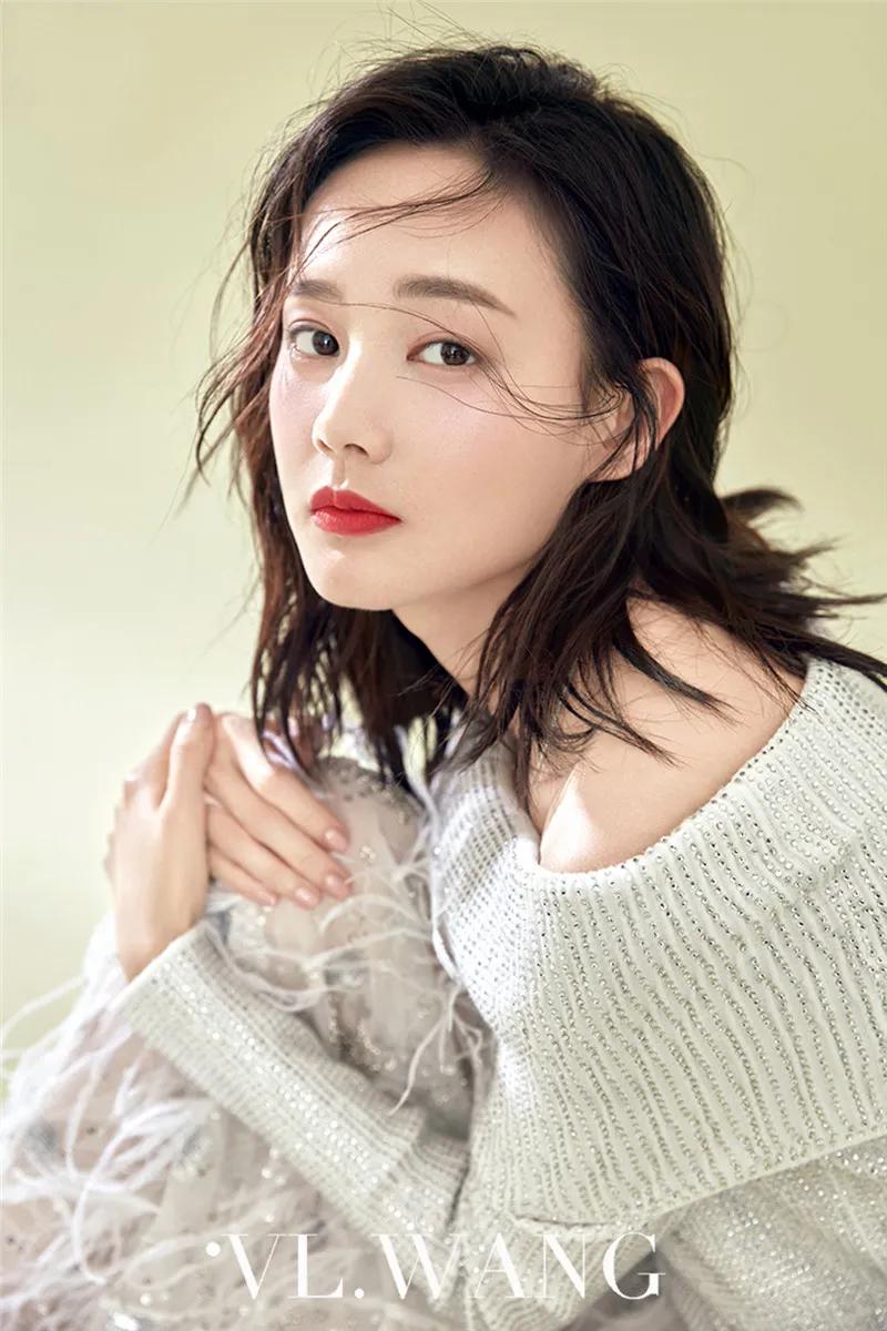 女星李一桐美照