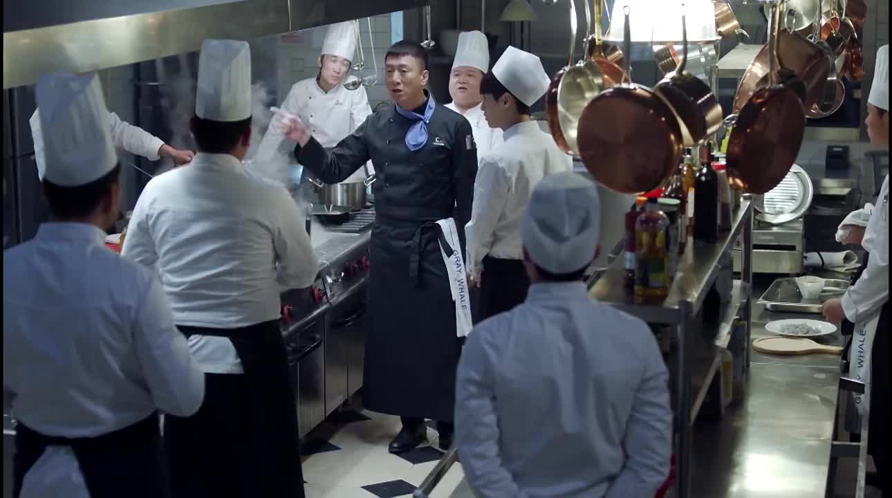 为您推荐: 小蔡当主厨手下不服,陆远视频教授,如何才能成为好主厨 为