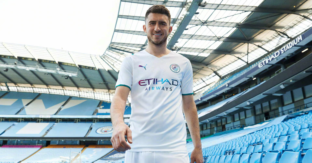 曼城足球俱乐部正式官方公布2021到2022赛季客场球衣_高清图集_新浪网