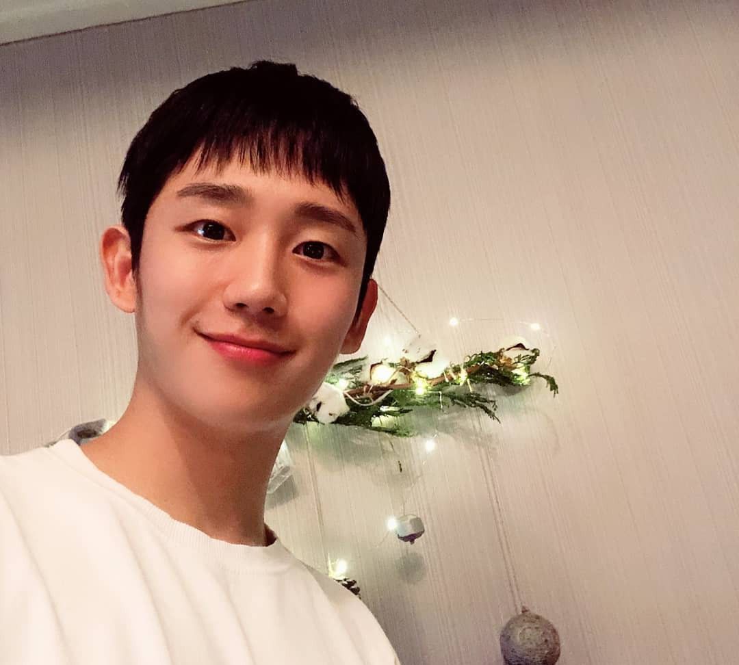 丁海寅长得也太帅了,这干净的气质和温柔的眼神,让人无法自拔!