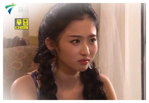 作为老屋新飞入的"外来雁",青春亮丽的罗飞雁扮演者刘莹莹1996年出生
