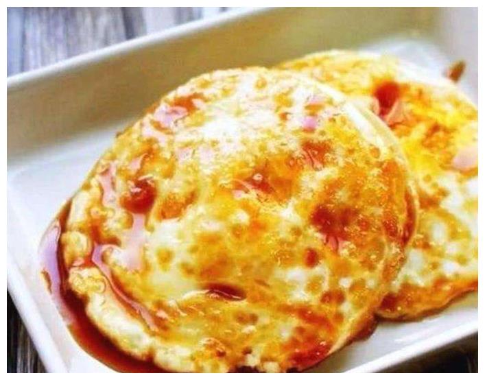 煎鸡蛋,直接下锅就错了!多做一步,煎好圆润鲜嫩,不粘锅不会糊