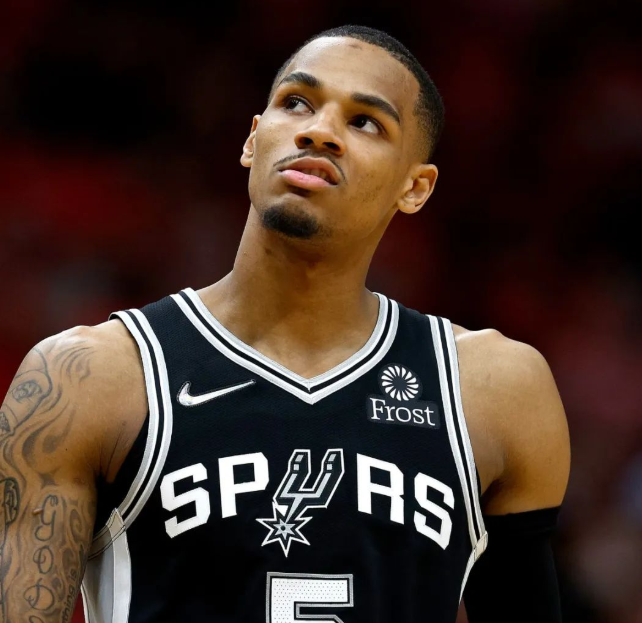 唯一的全明星都不要了!马刺劲爆1换5,直接开始重建!休闲区蓝鸢梦想 - Www.slyday.coM 唯一的全明星都不要了!马刺劲爆1换5,直接开始重建!休闲区蓝鸢梦想 - Www.slyday.coM