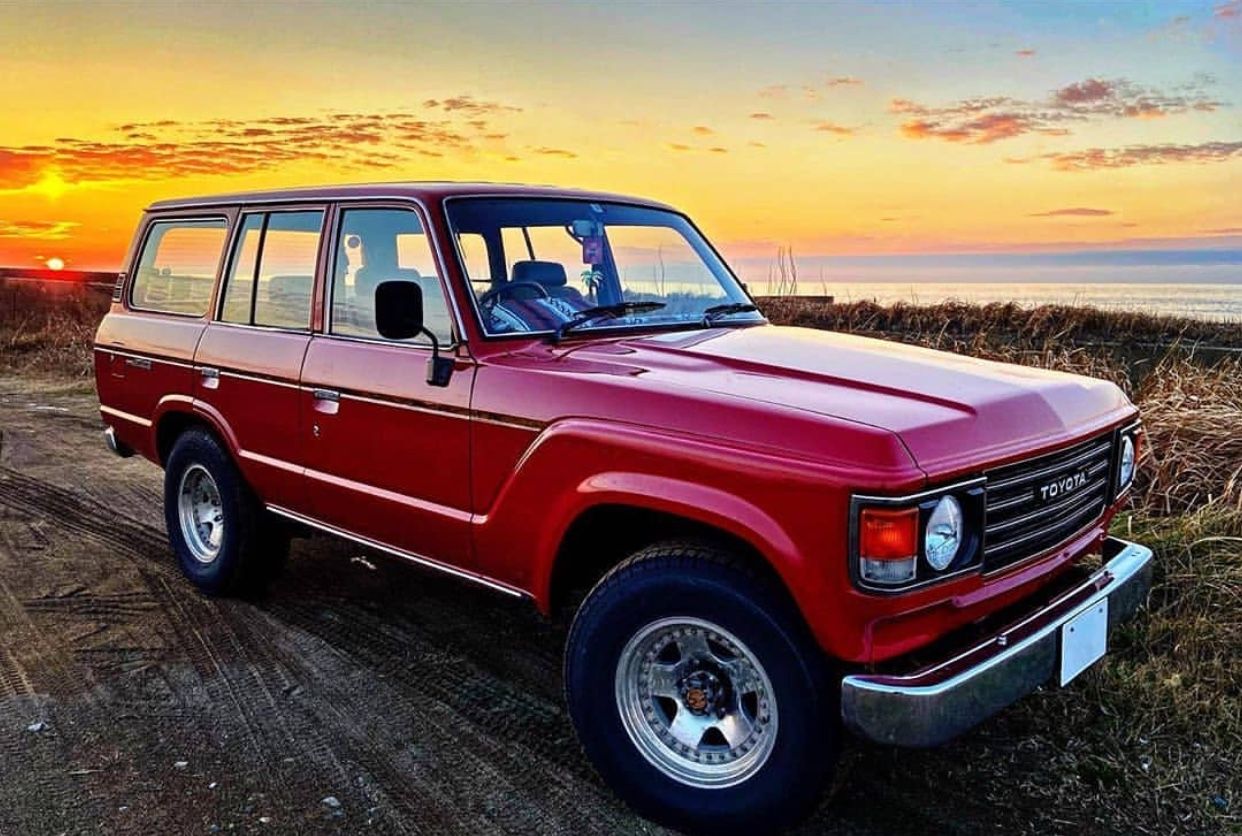 丰田经典越野车兰德酷路泽lc60图赏