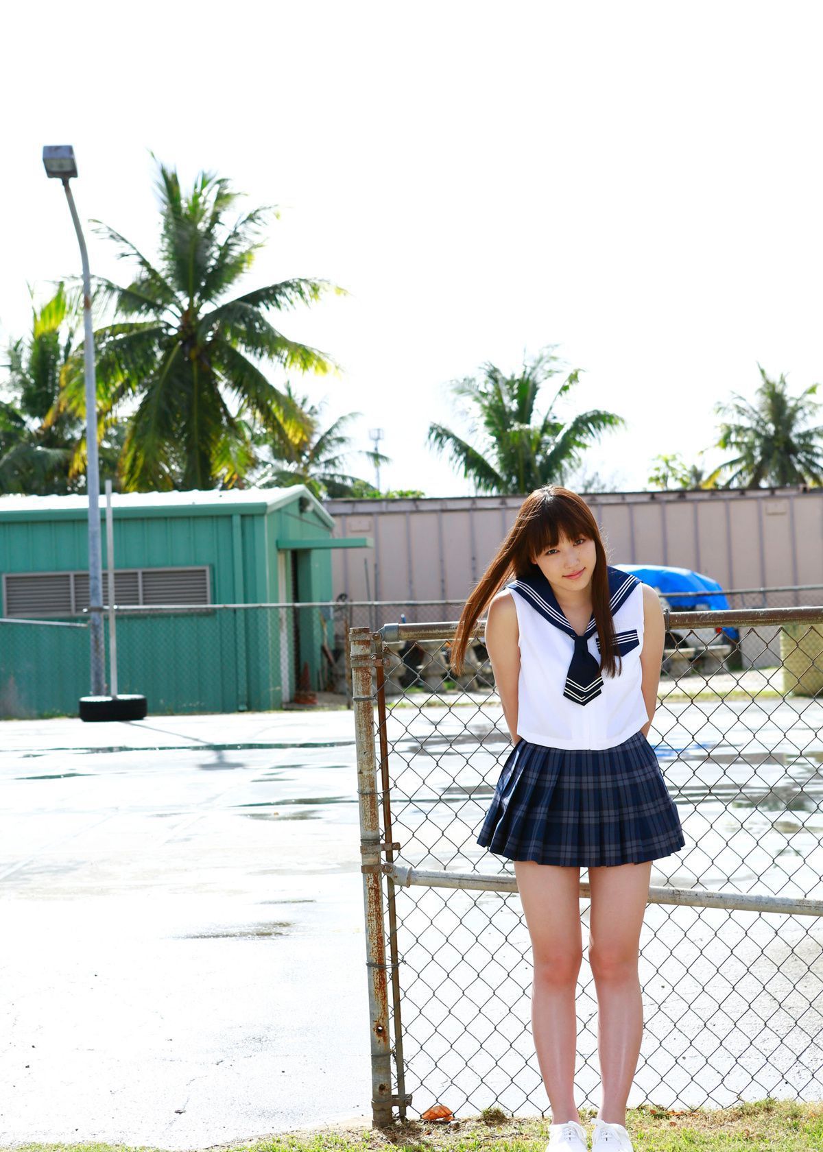 日本学生妹谱久村圣户外清纯写真