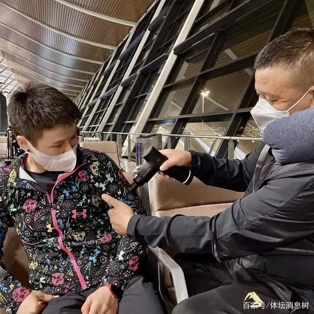 张伟丽身后站着三大高手，塞胡多+斗牛犬+<a href=