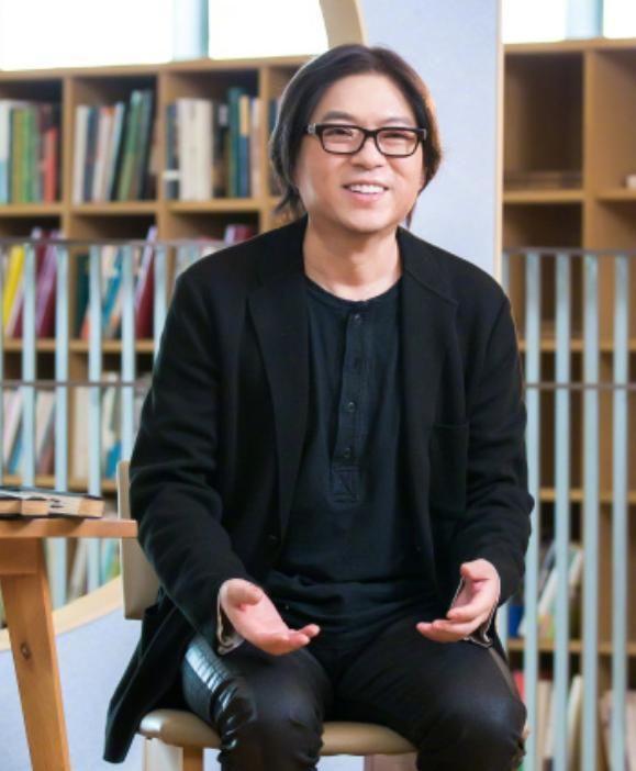 高晓松瘦成韩国小鲜肉?52岁颠覆形象,连宁静都认不出