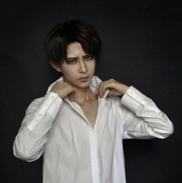 熊叔cosplay作品再次来袭,猜猜熊叔cos的动漫人物是谁