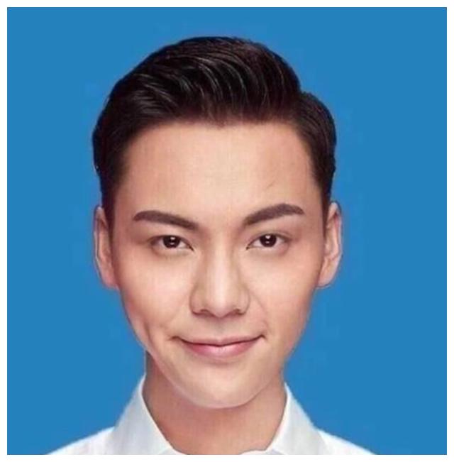 有种"颜值"叫证件照,肖战比较内敛,看到易烊千玺:心动了