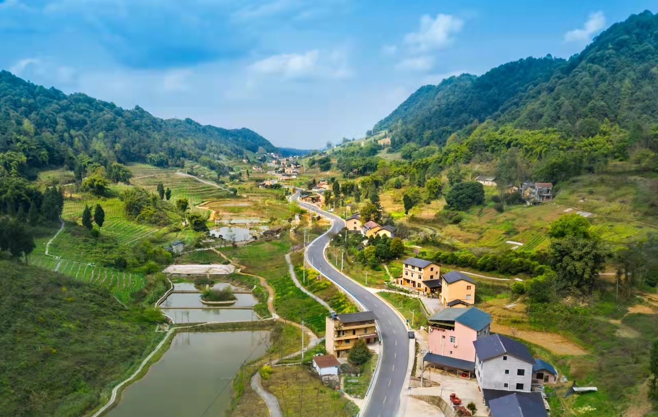 重庆油房村找准一个支点造福一方百姓